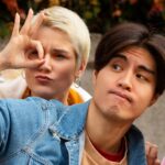 Personen der Gen Z macht authentisches Foto